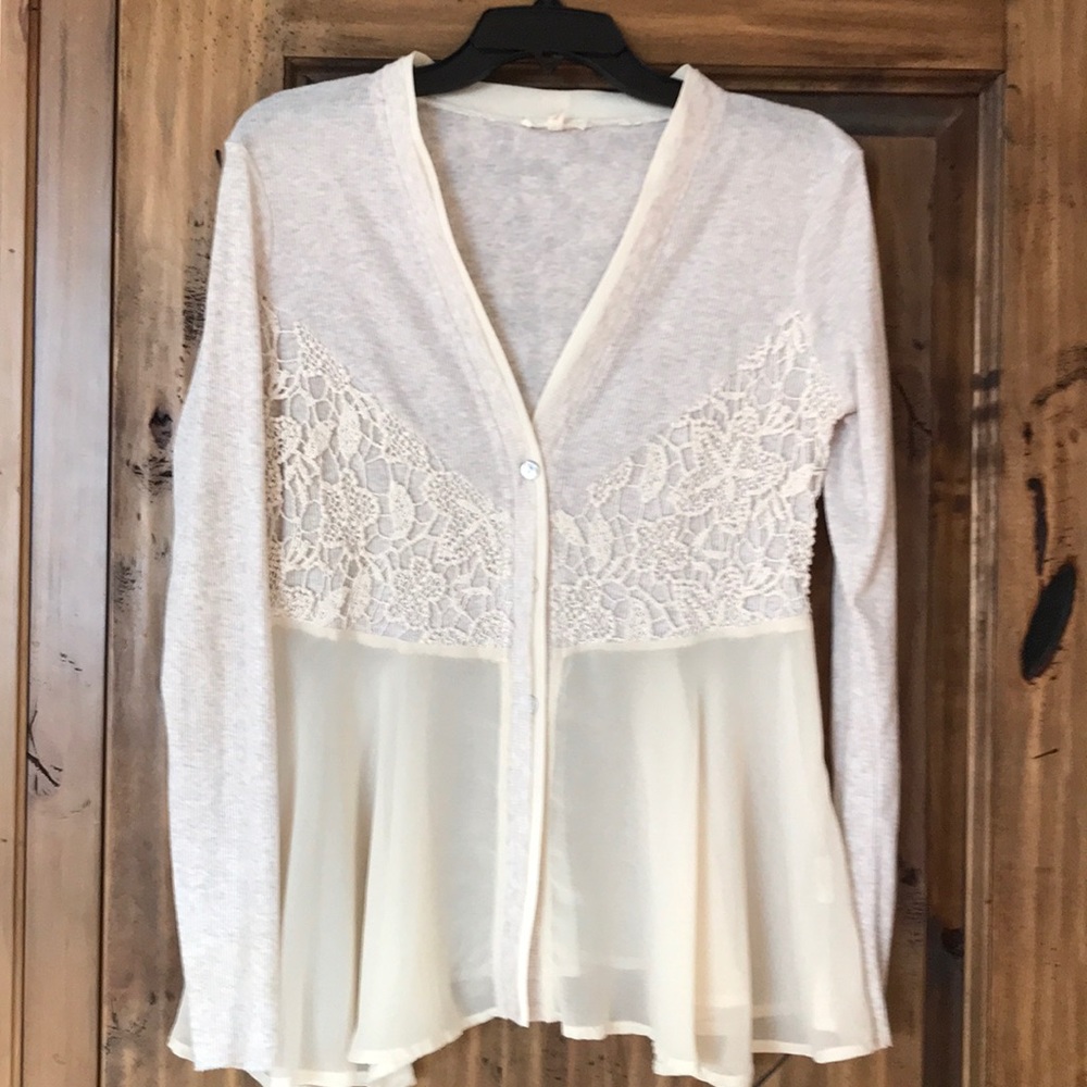 Buckle top...brand mystery sz S